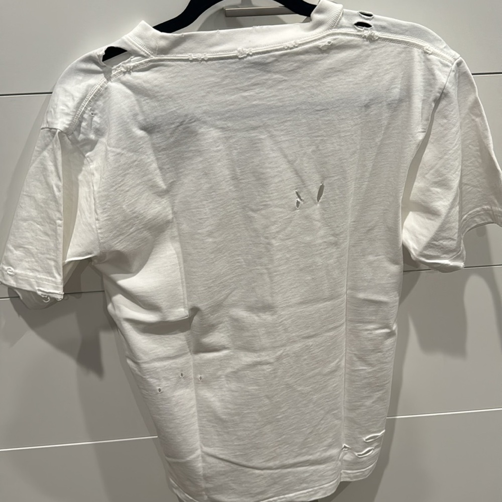 Balenciaga Blurred Logo T-Shirt with holes - Picture 2 of 6